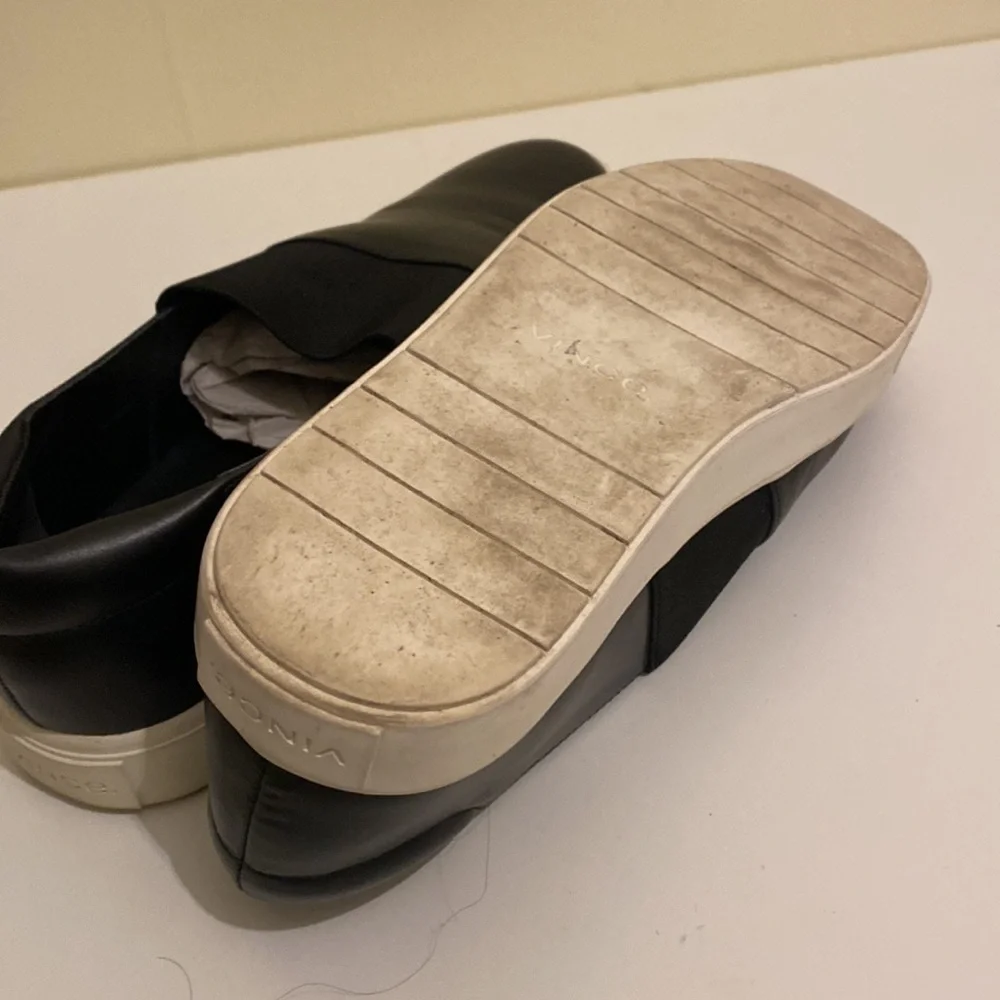 Vince black leather espadrille shoes. Size 8M / 38